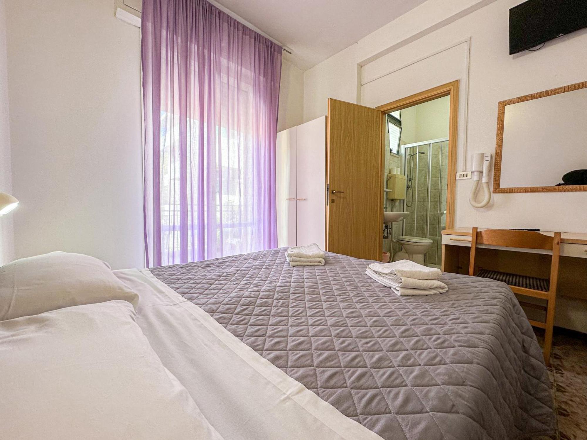 Hotel Stradiot Rimini Exteriör bild