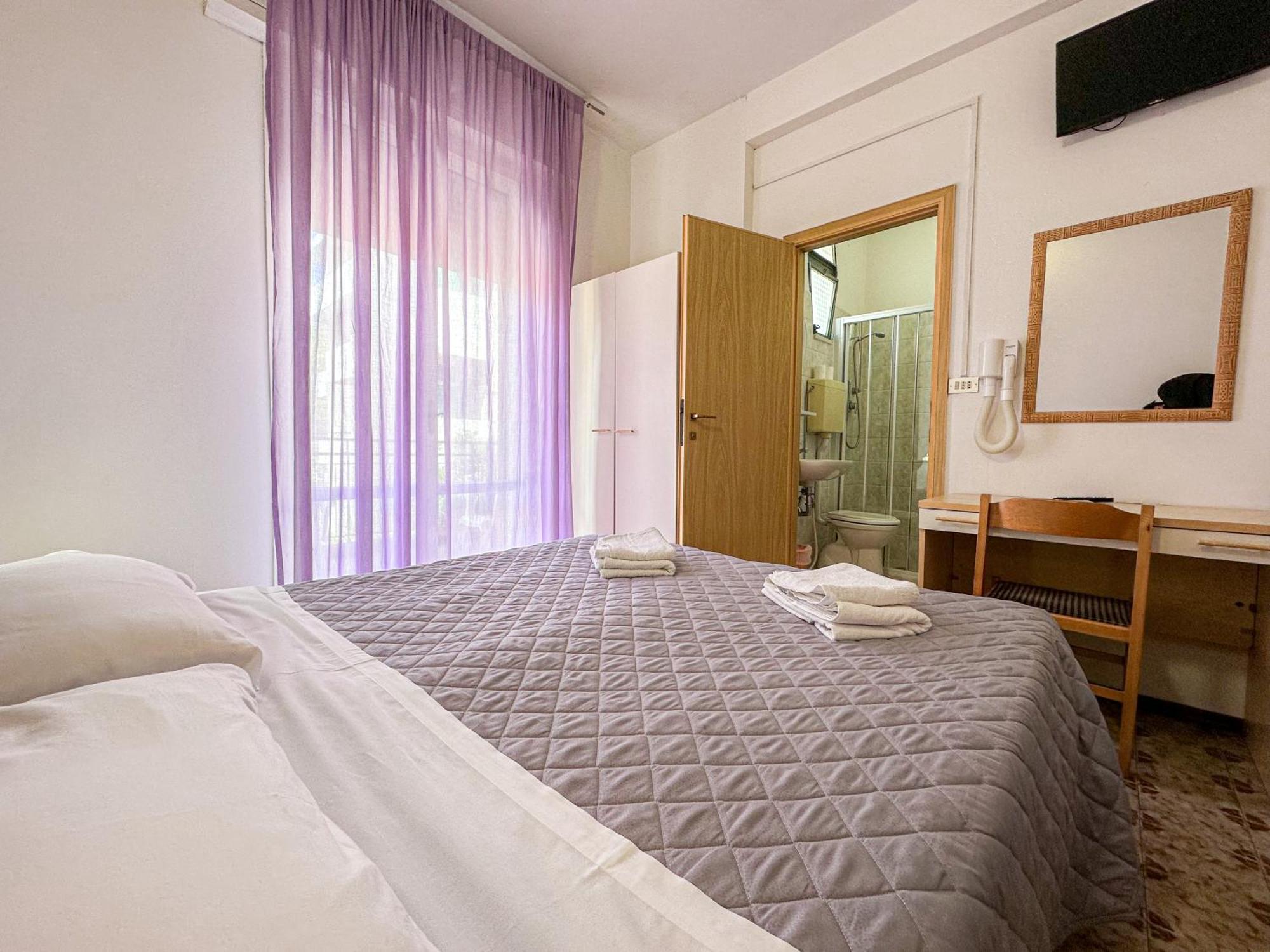 Hotel Stradiot Rimini Exteriör bild